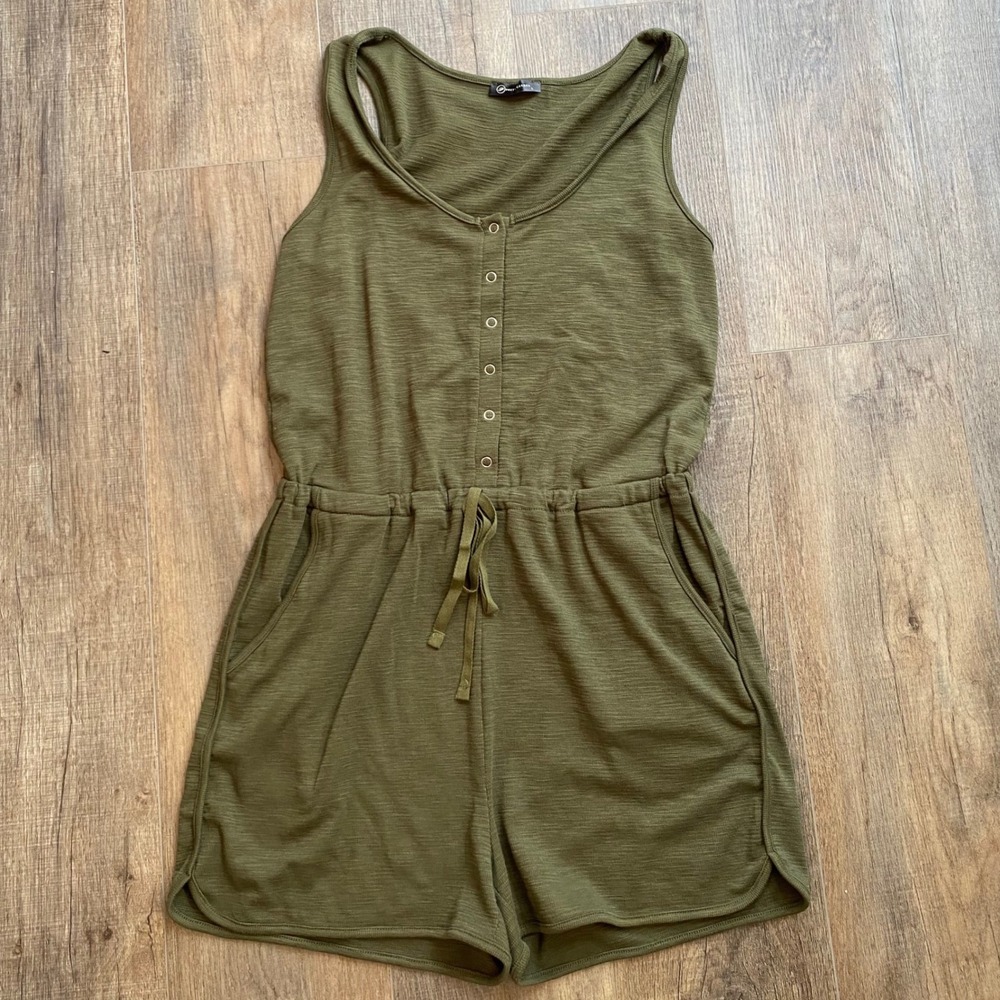 PRETTYGARDEN Womens Olive Green Sleeveless Henley Romper Drawstring Waist Large